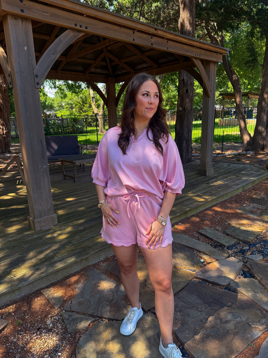 The Blakely Scalloped Set